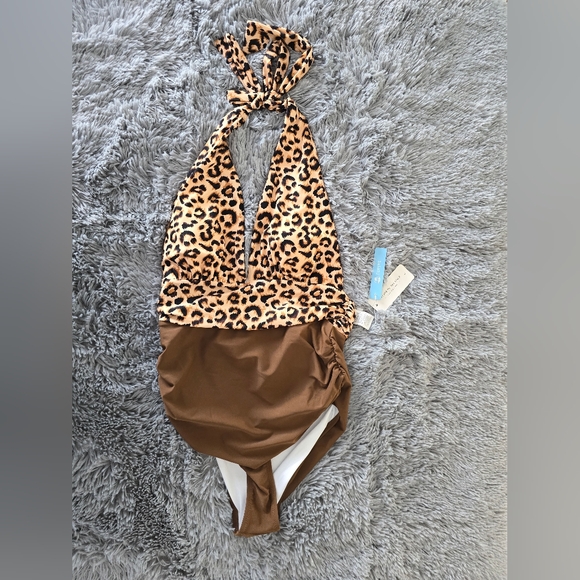 🆕️ Cupshe Animal Print One Piece - Picture 2 of 8